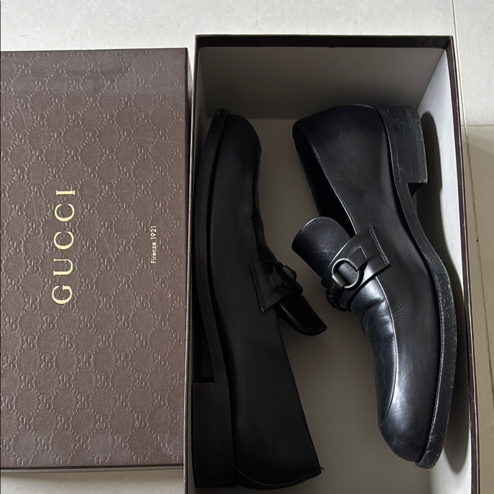 Gucci Men's Black Leather Loafers